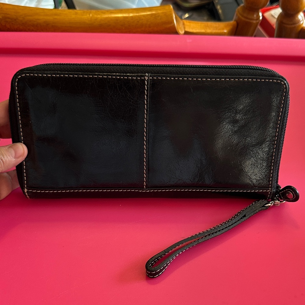 EUC Fossil Black Leather passport Wristlet Wallet